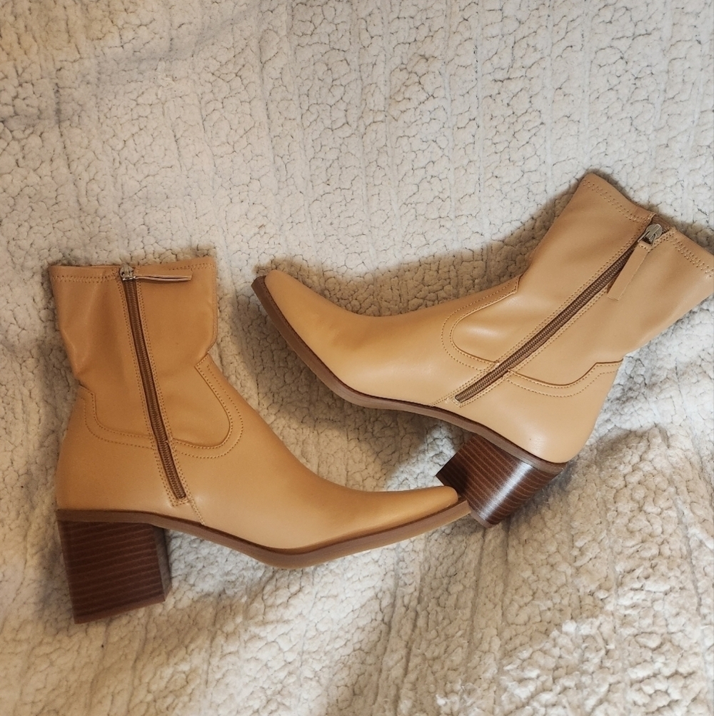Dolce Vita Josiah ankle boot, size 11 - Picture 2 of 8